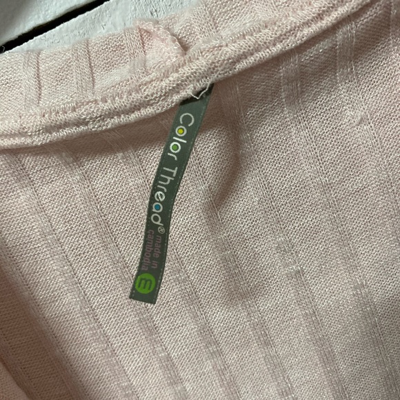 Color Thread pink sweater cardigan. - Picture 2 of 3